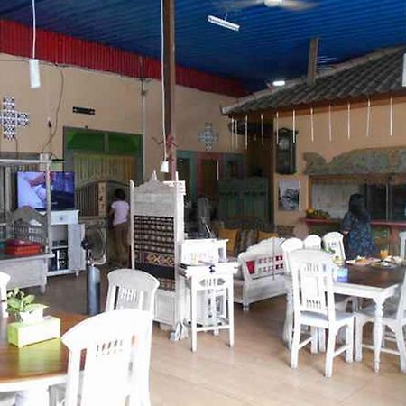 Reddoorz At Kerobokan Seminyak 2 Kültér fotó