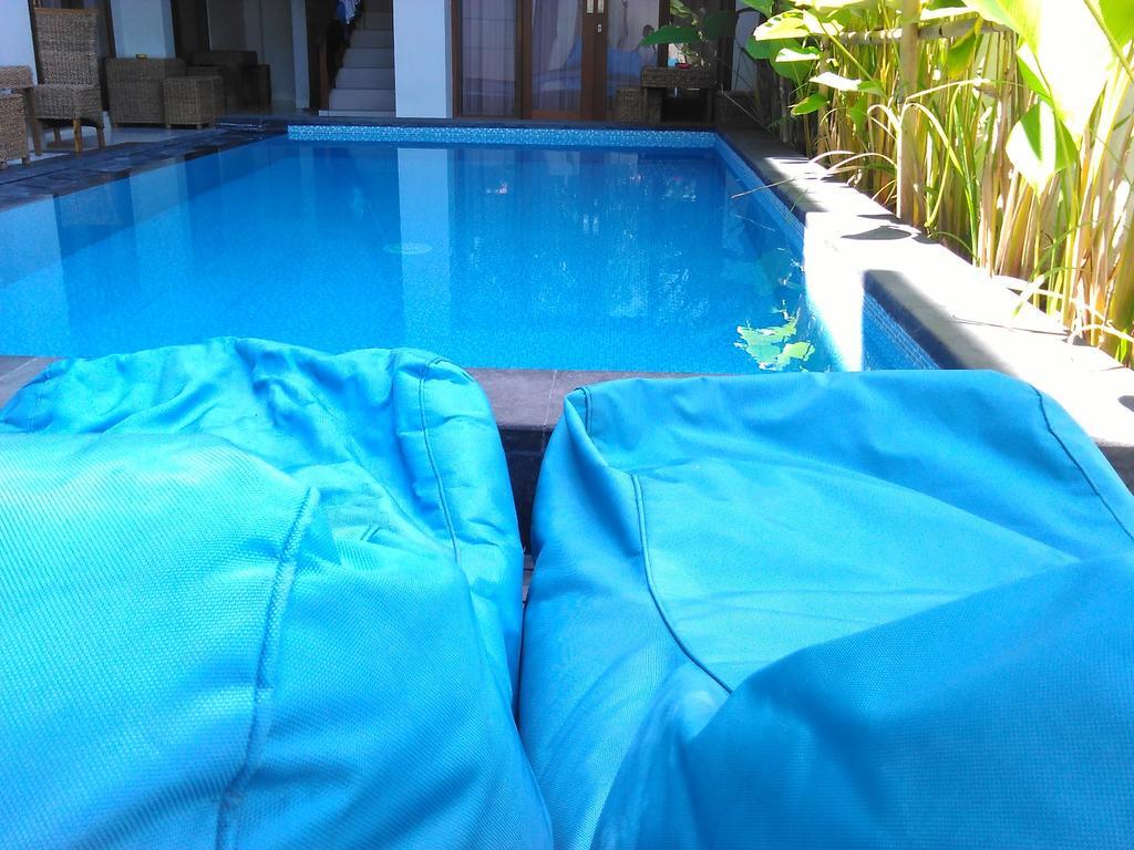 Reddoorz At Kerobokan Seminyak 2 Kültér fotó
