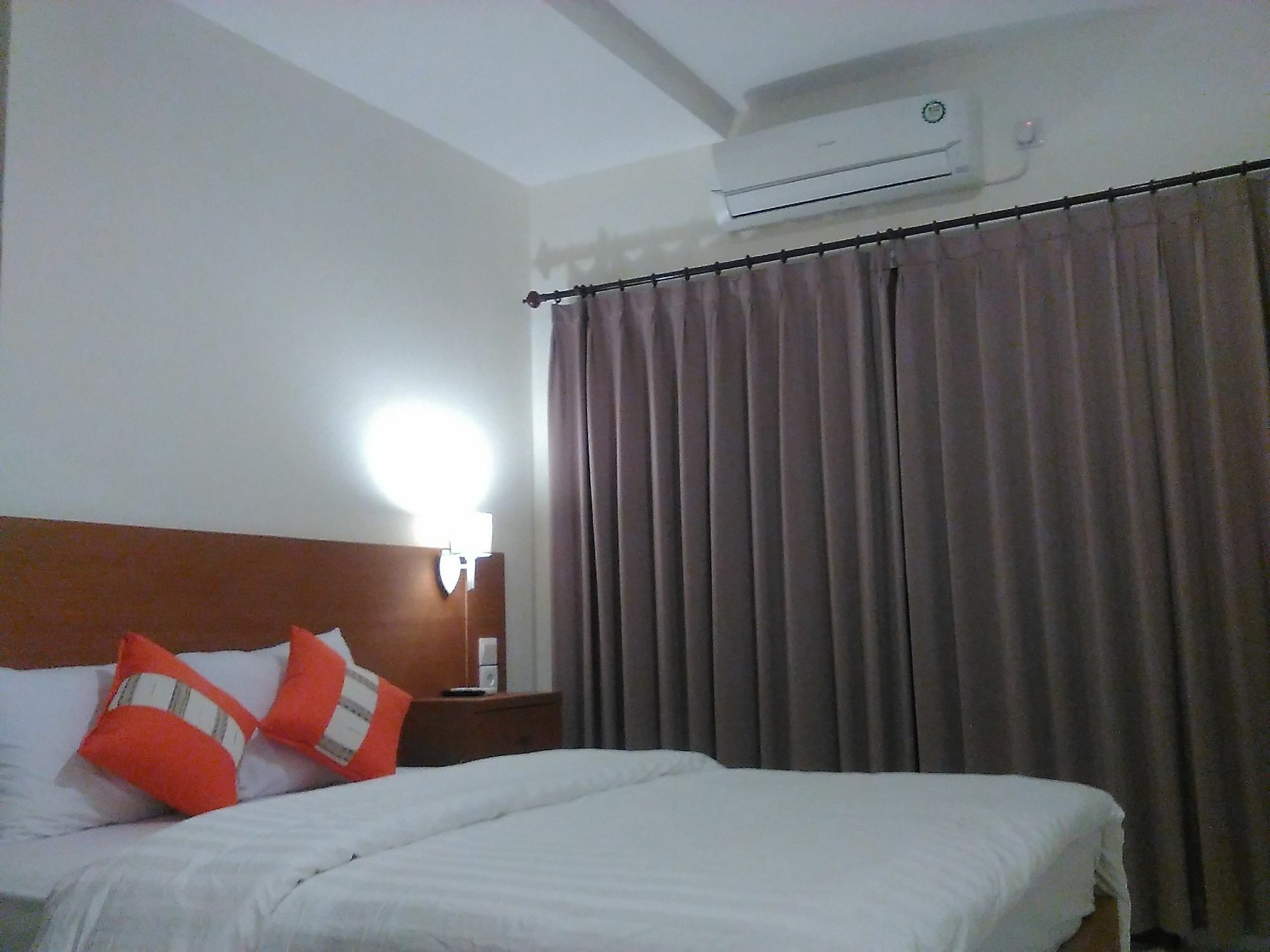 Reddoorz At Kerobokan Seminyak 2 Kültér fotó
